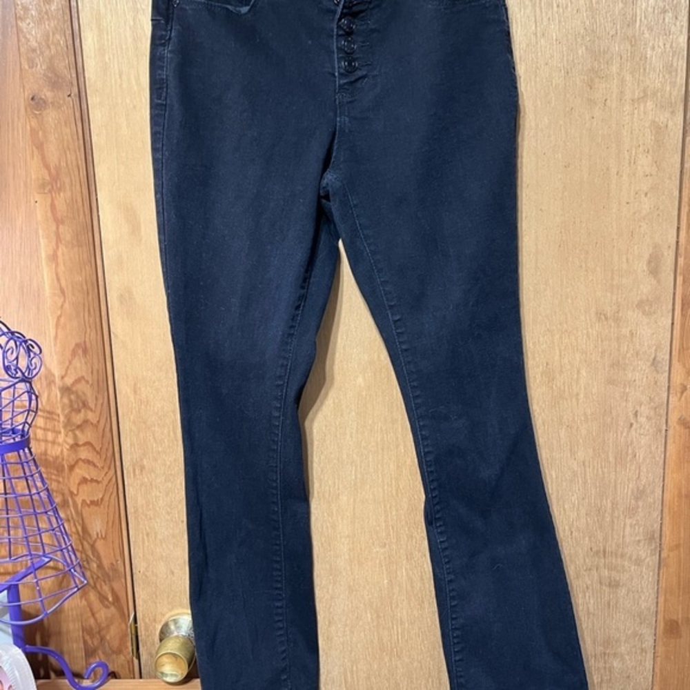 Women's‎ Black Jeans tala